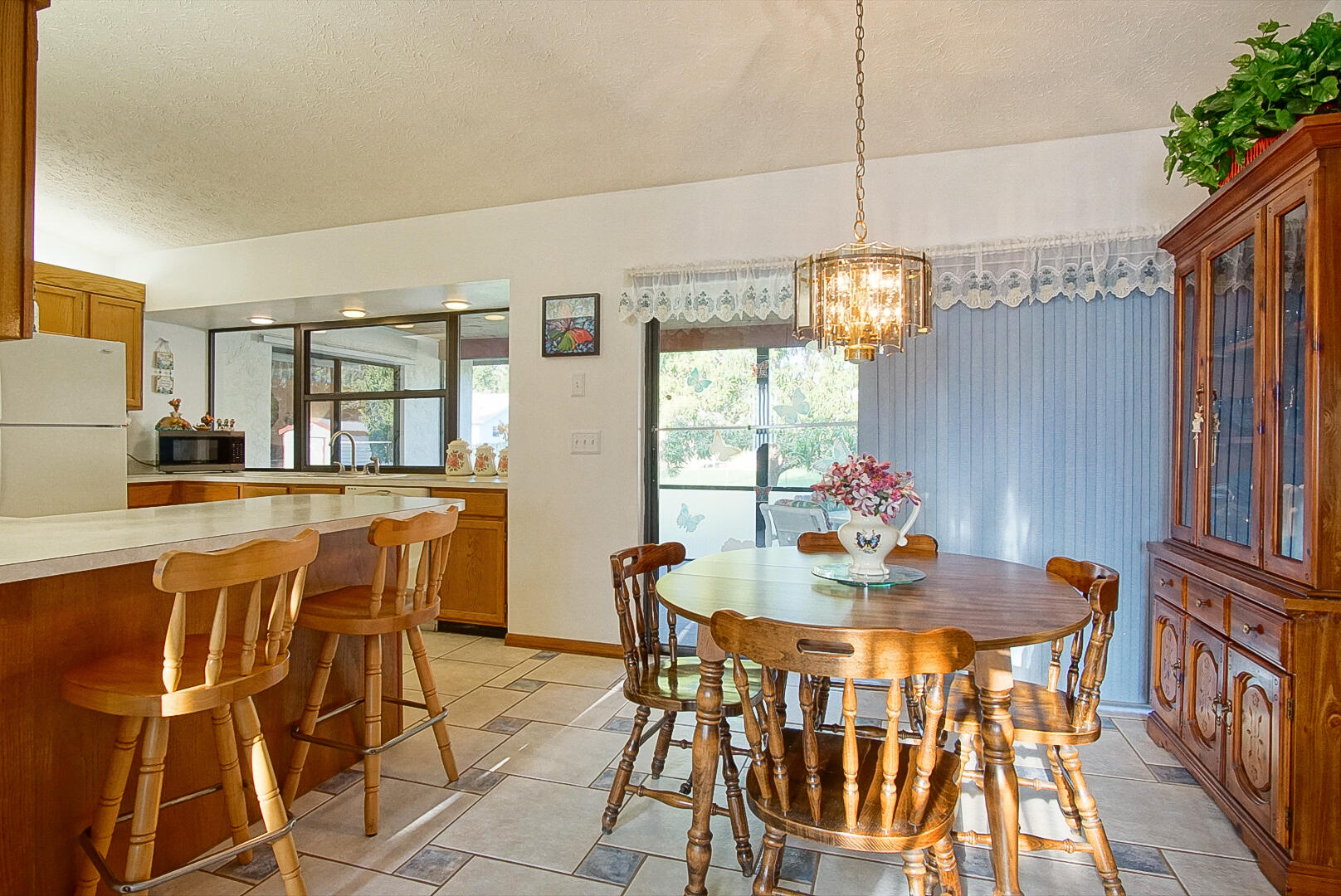 5812 Bamboo Drive