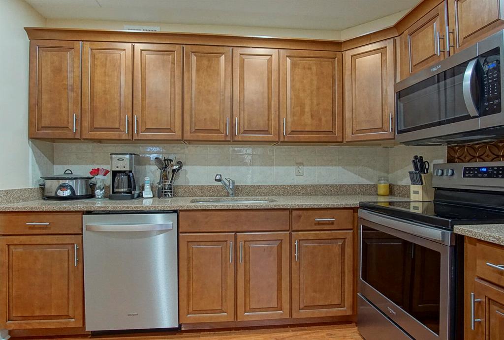 1800 SE Saint Lucie Boulevard 10108