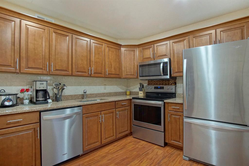 1800 SE Saint Lucie Boulevard 10108