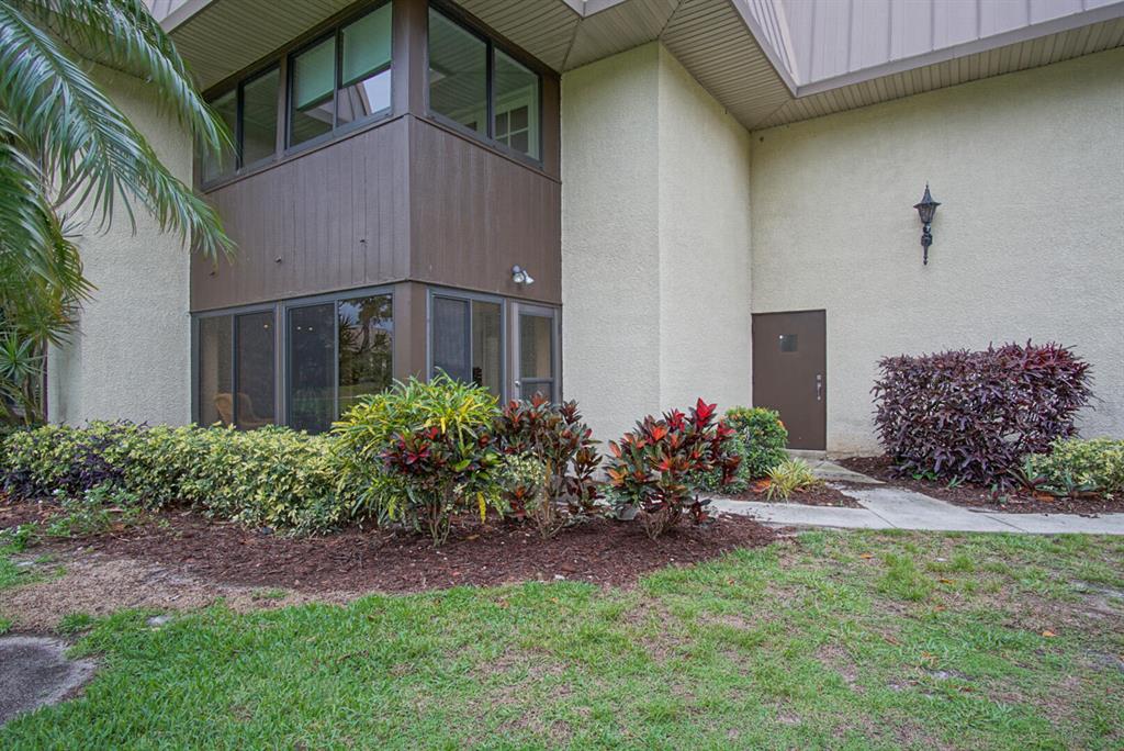 1800 SE Saint Lucie Boulevard 10108