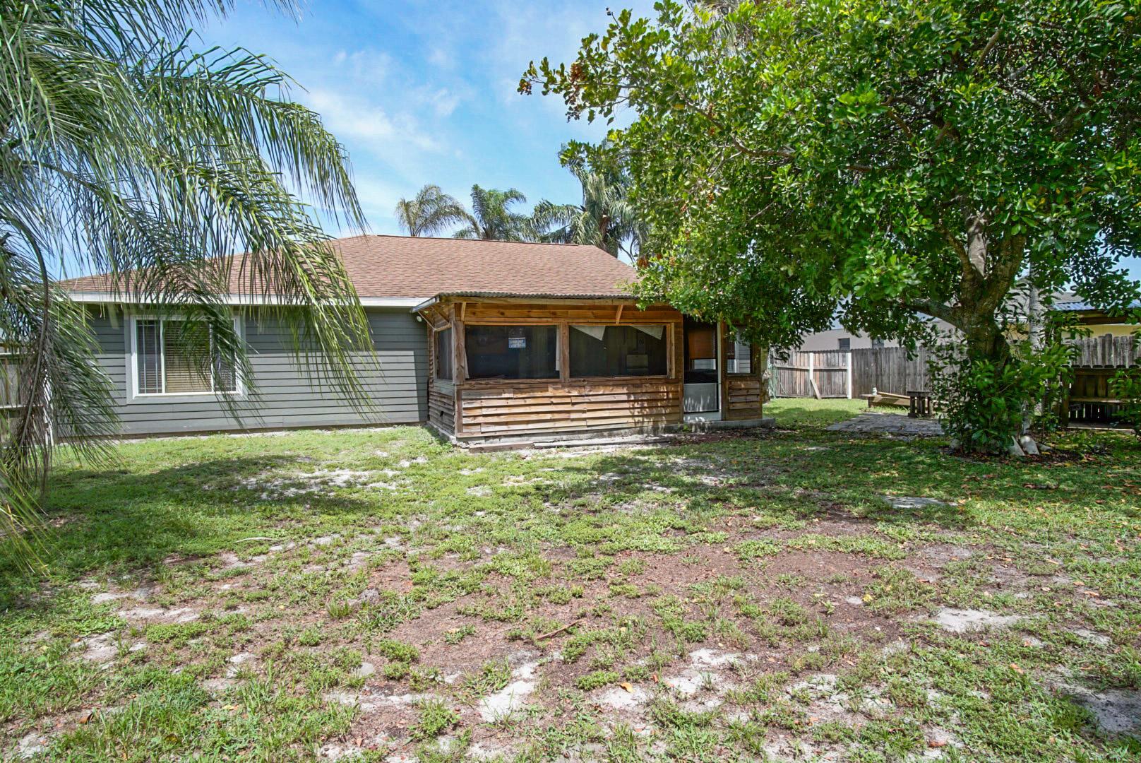 3601 SW Voyager Street