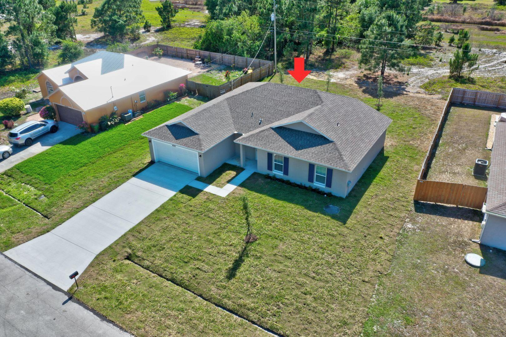 1010 SW Calmar Avenue