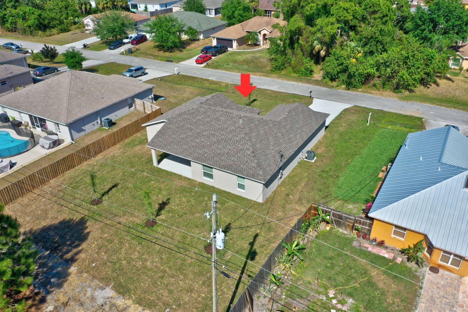 1010 SW Calmar Avenue