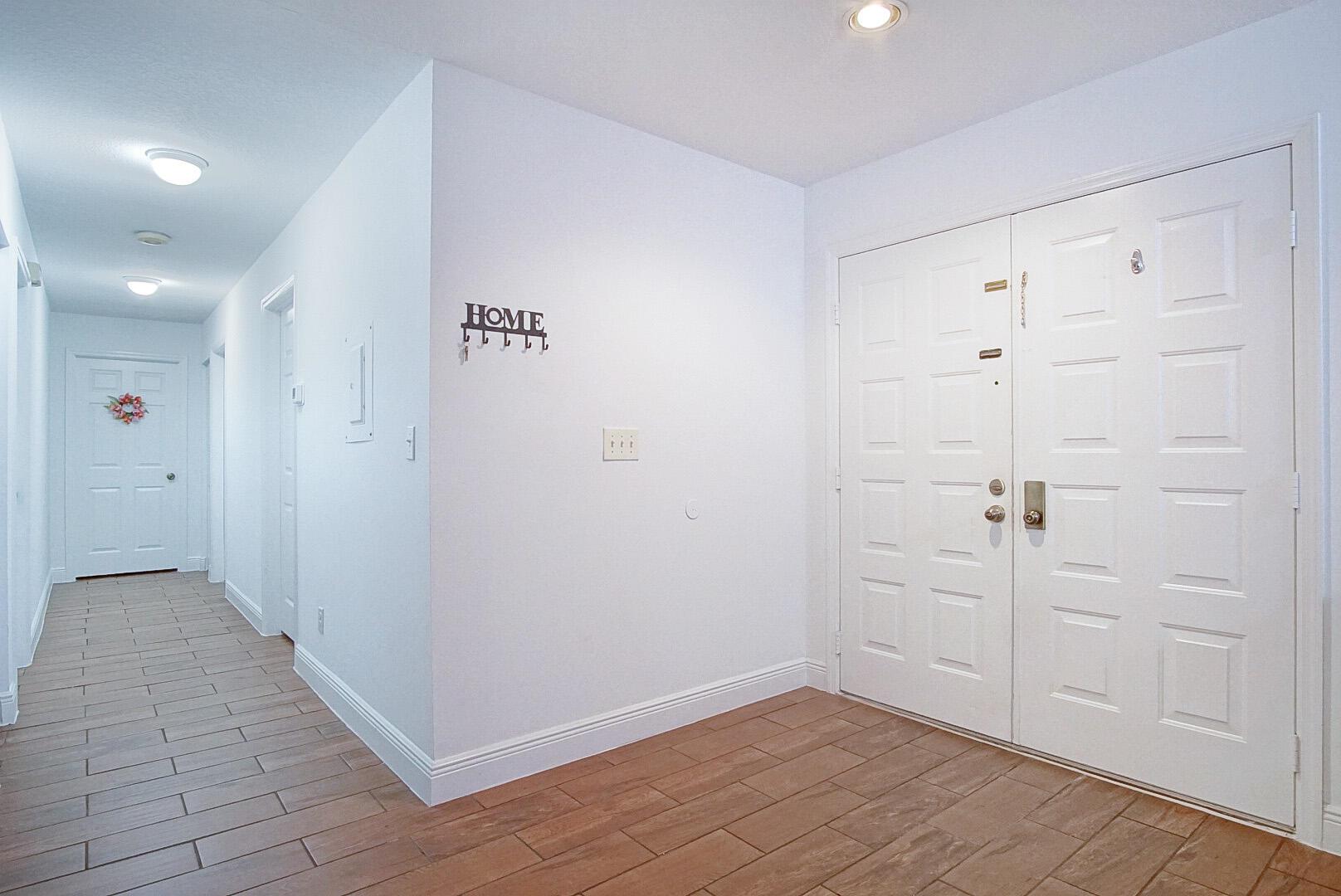 1615 Laurel Leaf Lane B