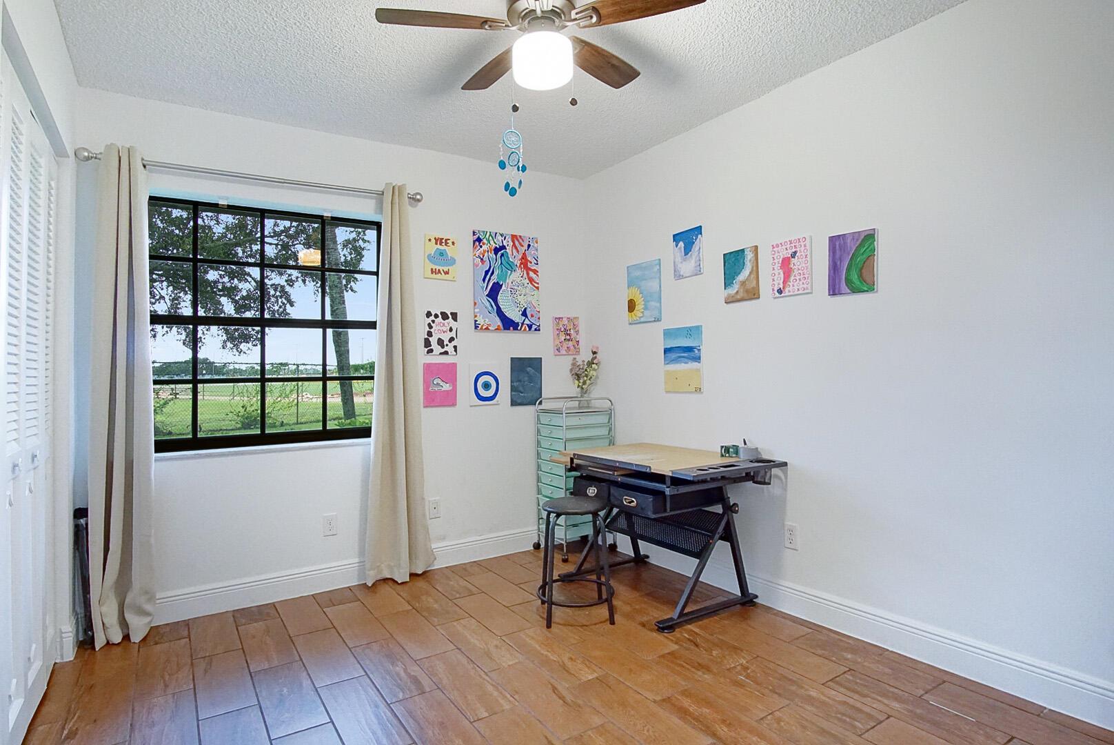 1615 Laurel Leaf Lane B