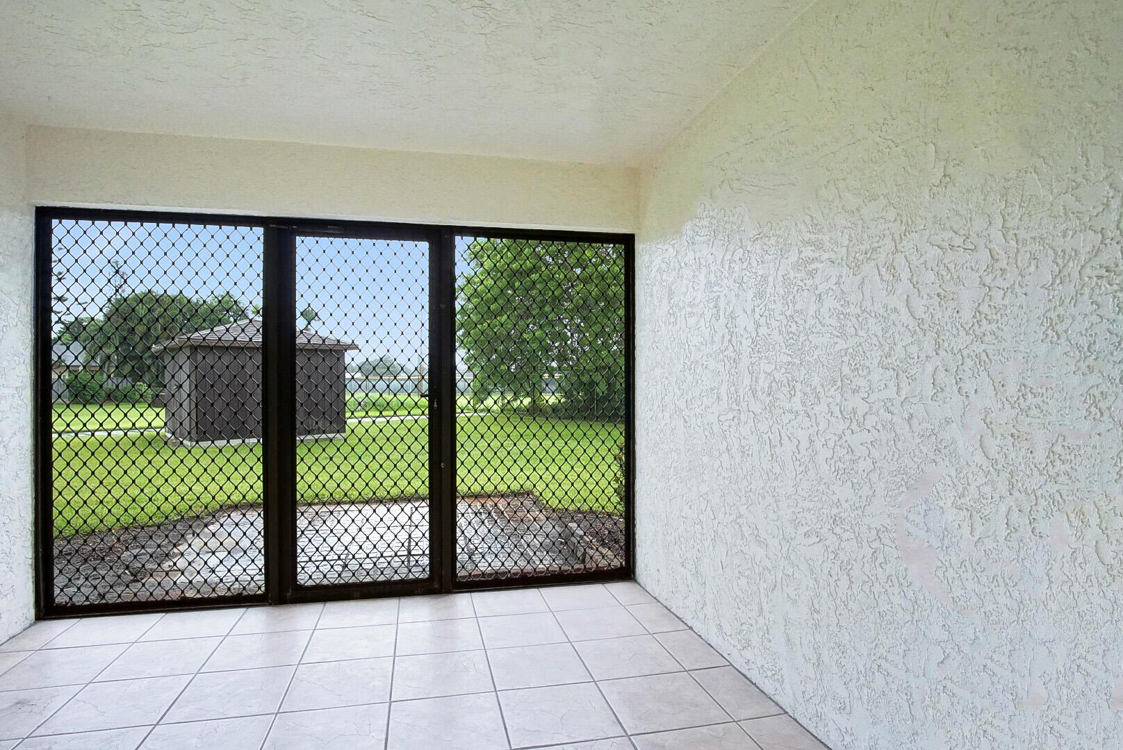 1615 Laurel Leaf Lane B