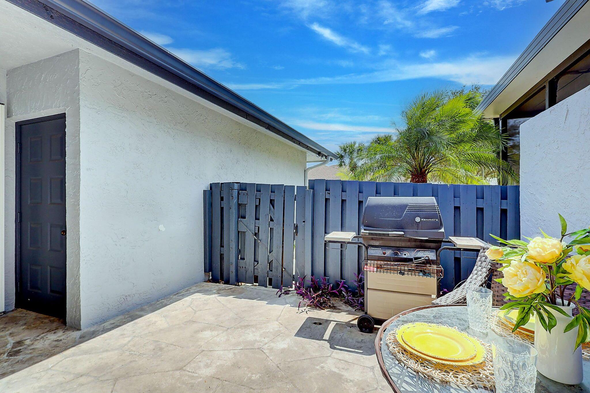 1734 N Dovetail Drive 0