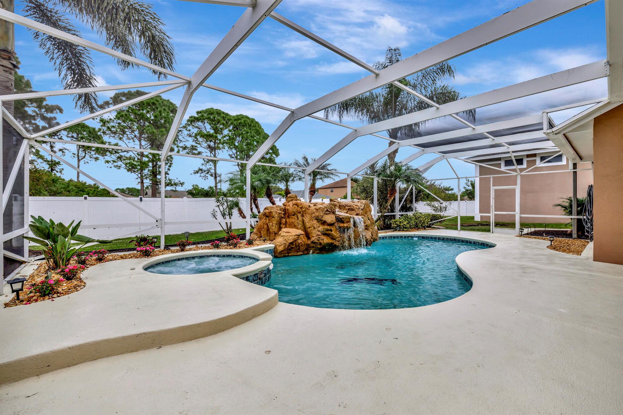 1241 SW Marmore Avenue