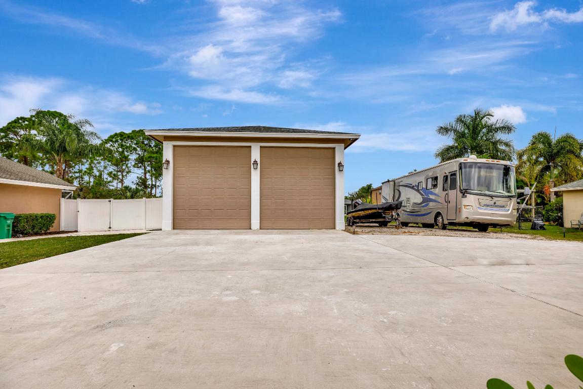 1241 SW Marmore Avenue