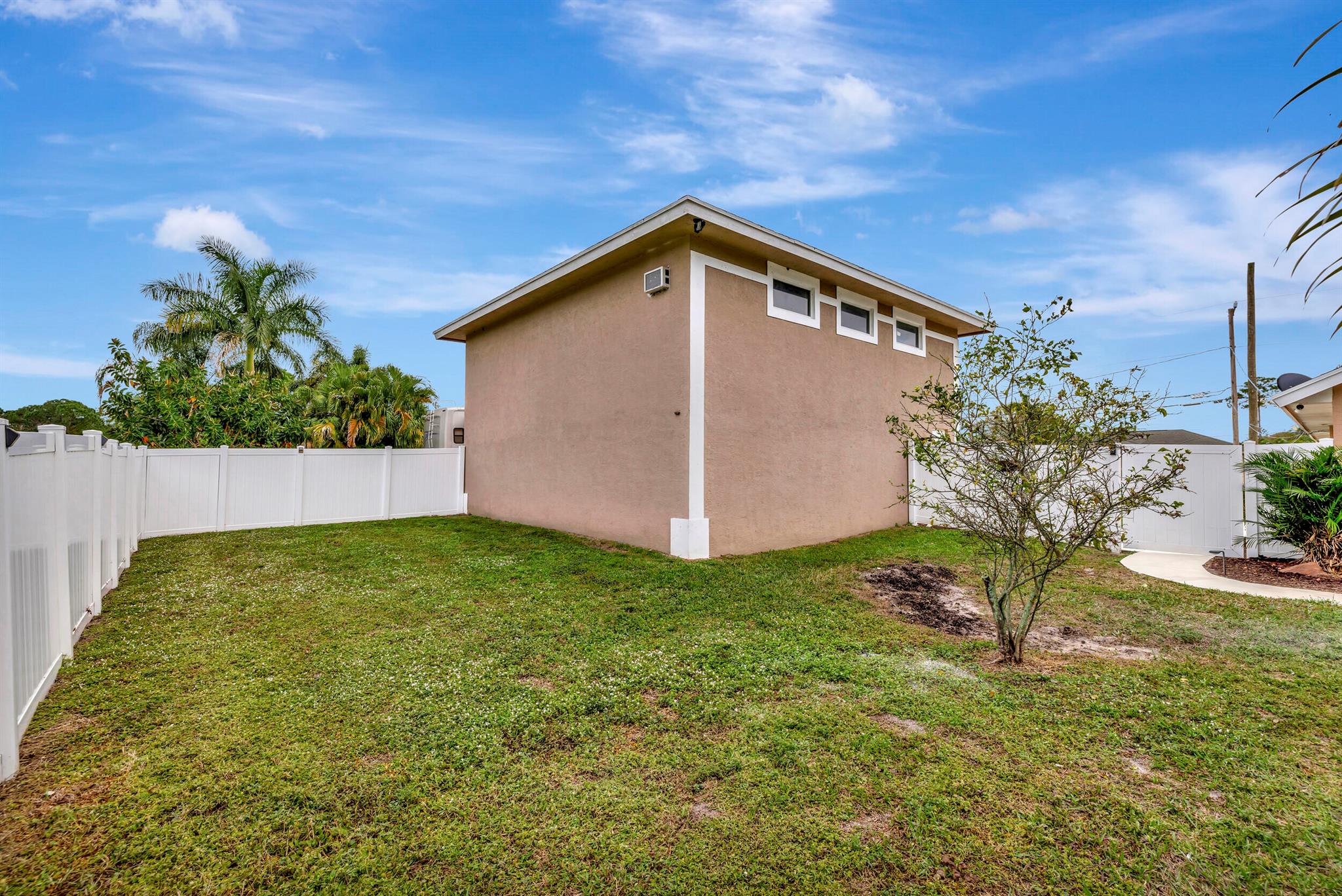 1241 SW Marmore Avenue