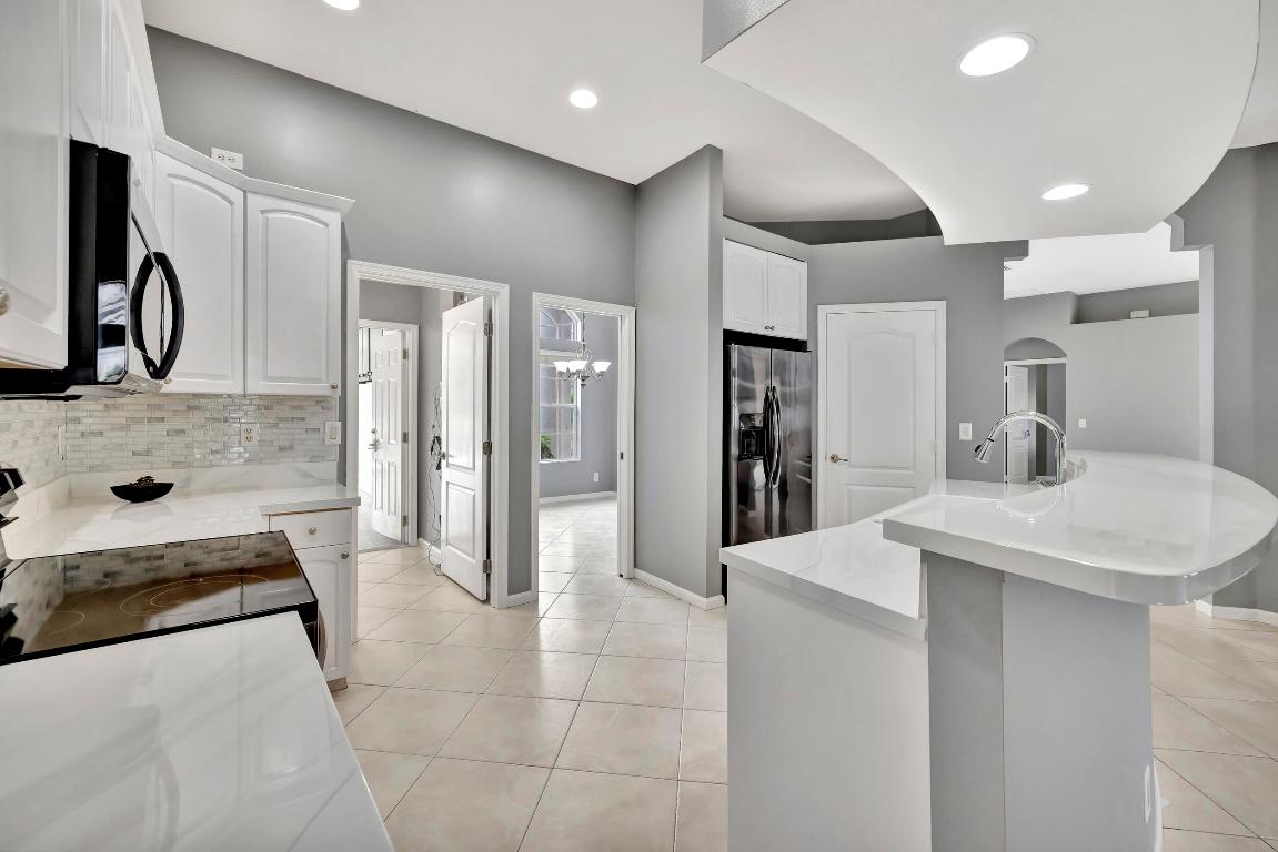 1241 SW Marmore Avenue