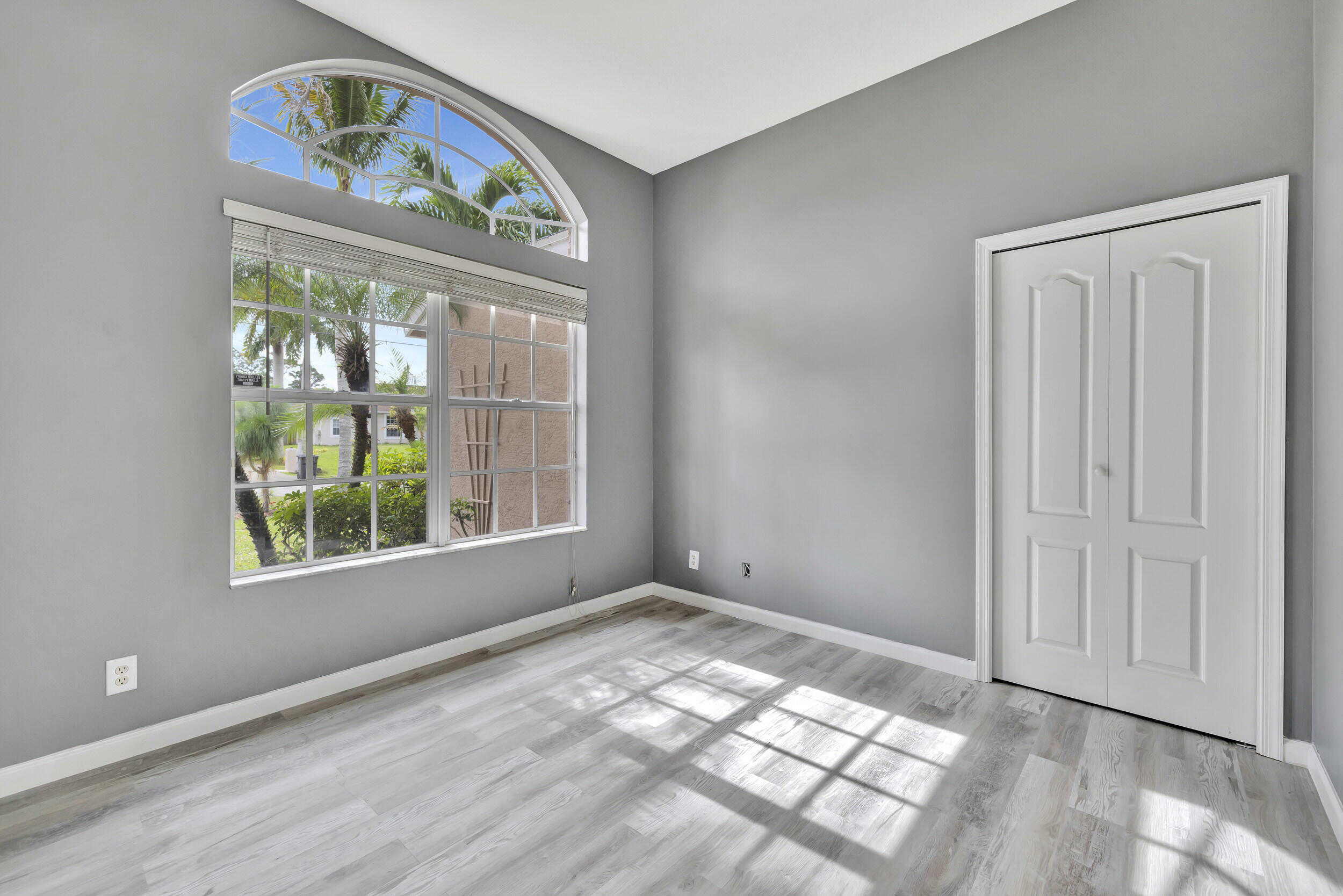 1241 SW Marmore Avenue