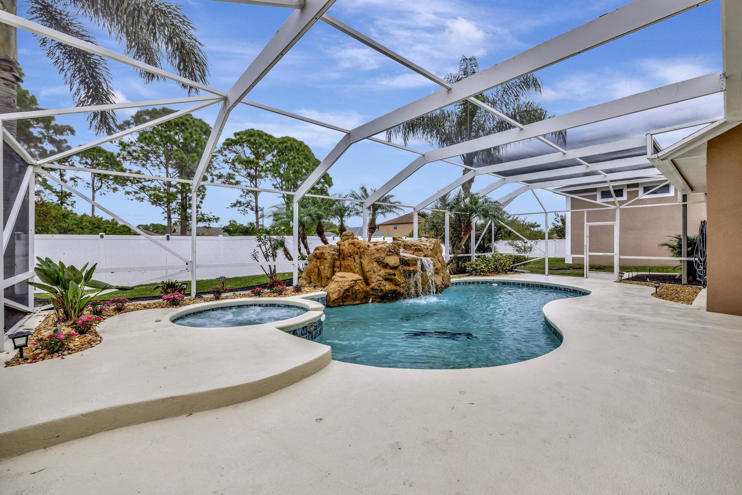 1241 SW Marmore Avenue