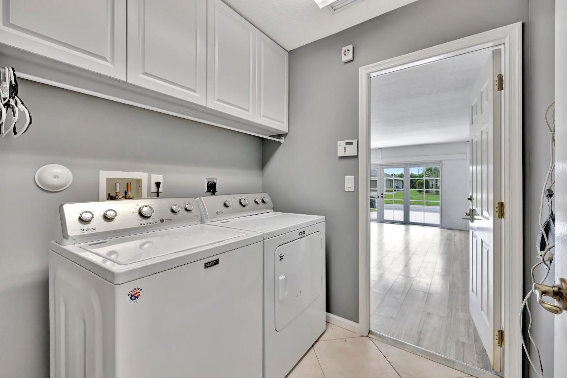 1241 SW Marmore Avenue