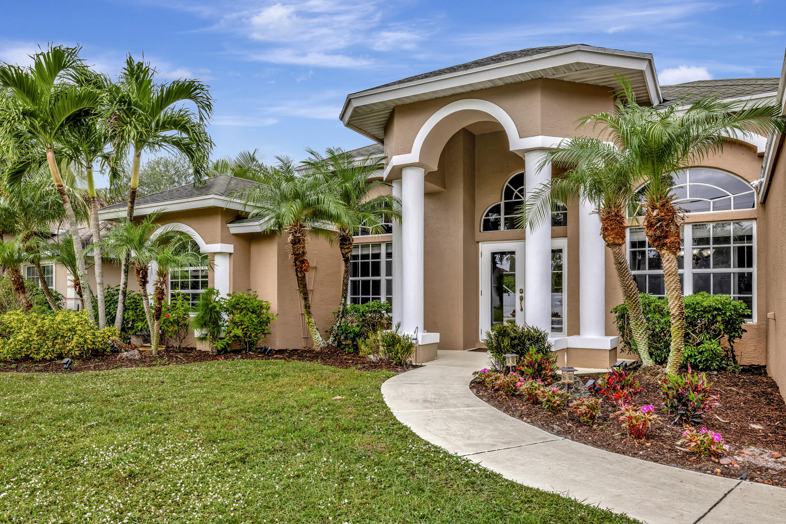 1241 SW Marmore Avenue