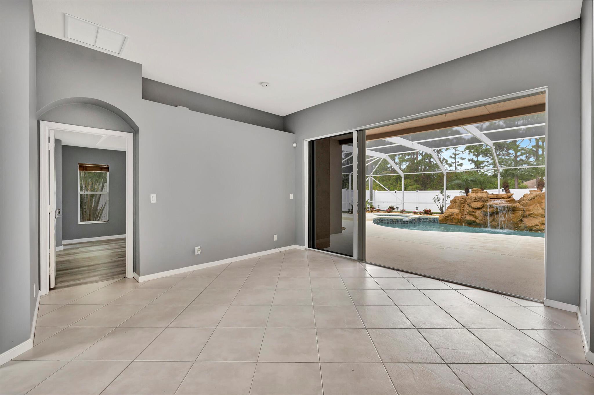 1241 SW Marmore Avenue