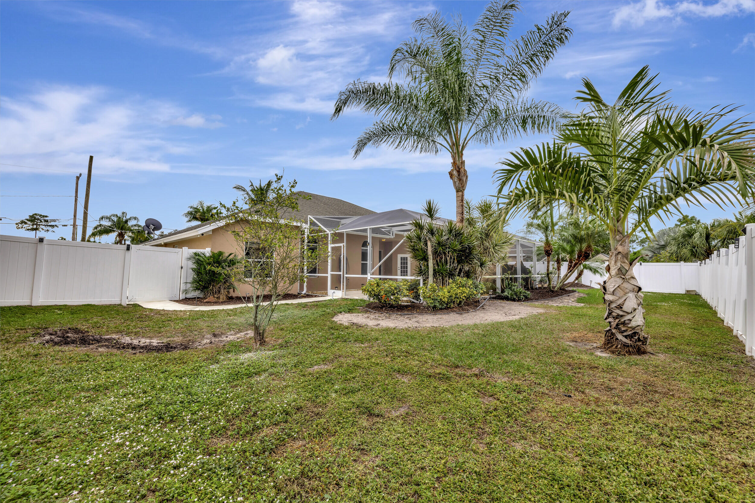 1241 SW Marmore Avenue