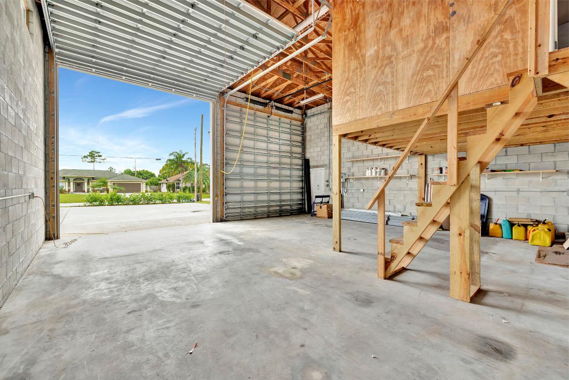 1241 SW Marmore Avenue