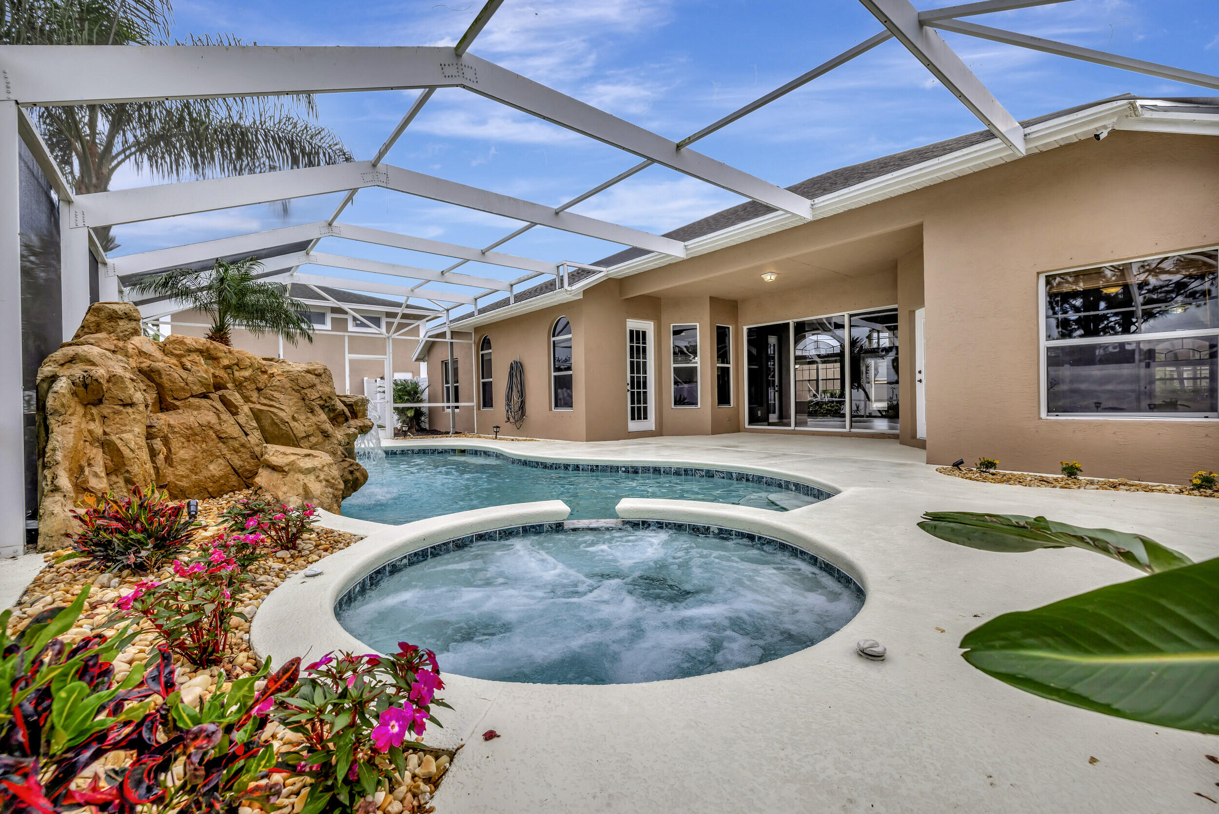 1241 SW Marmore Avenue