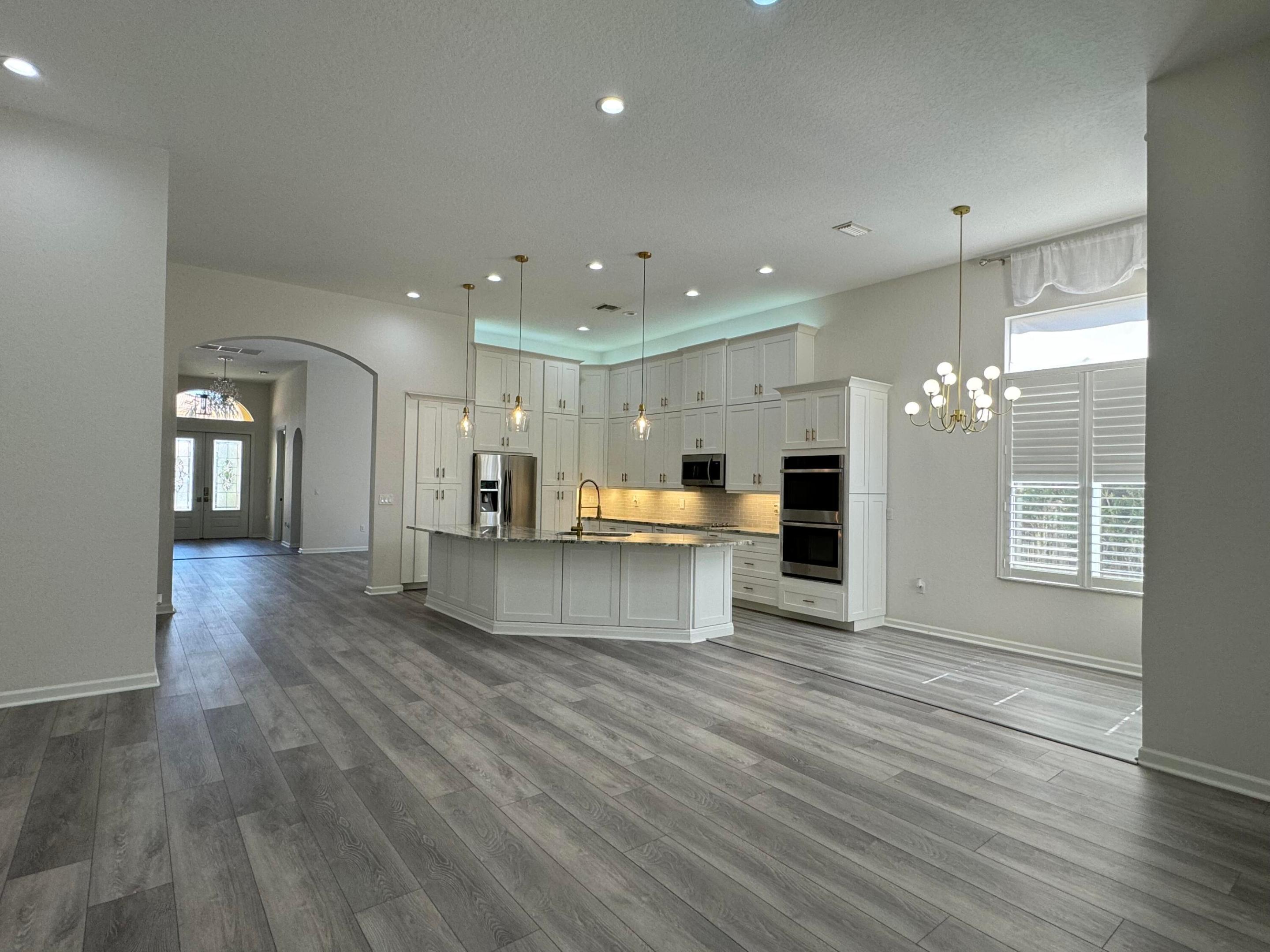 3379 Westford Circle SW