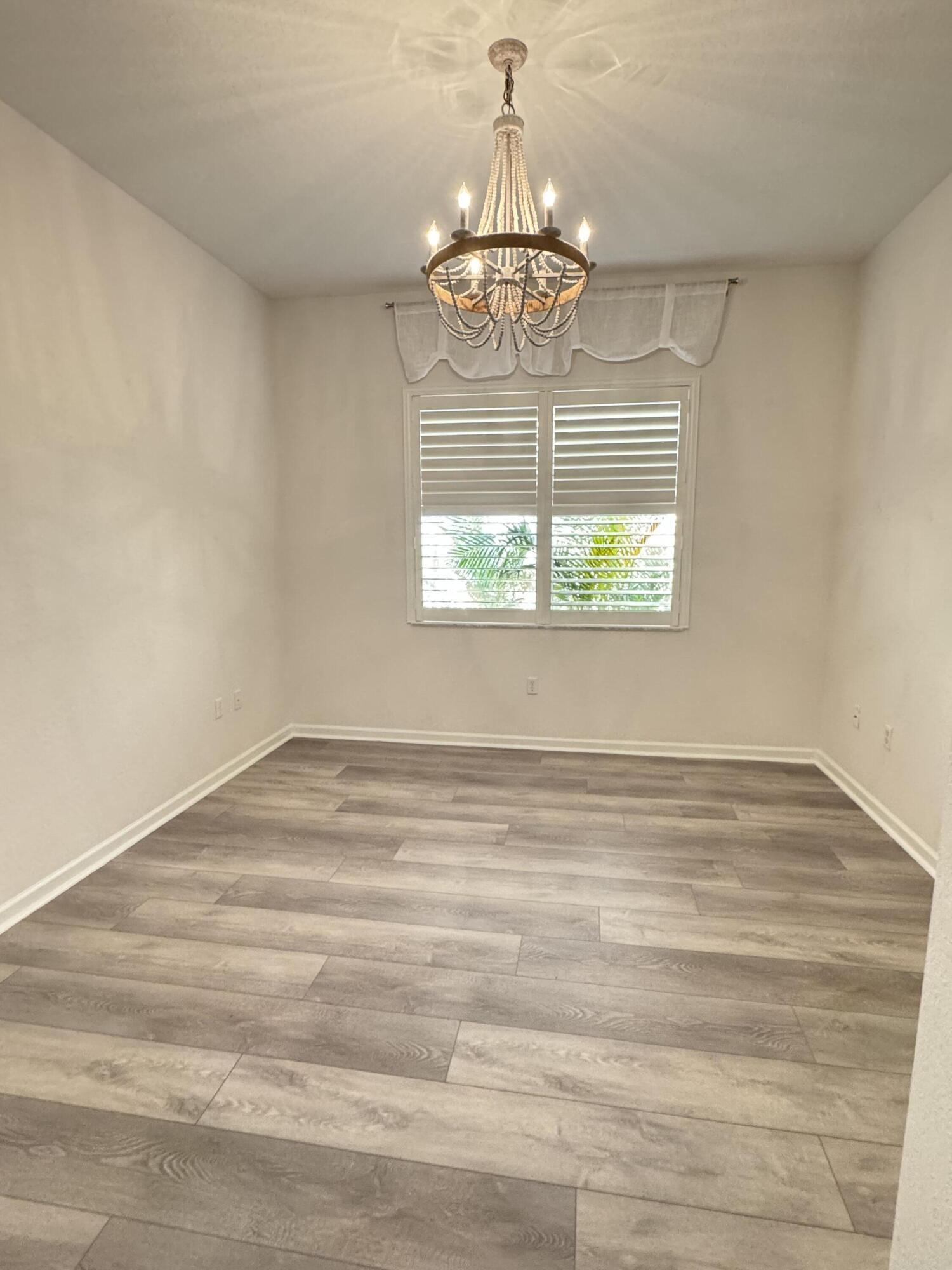 3379 Westford Circle SW