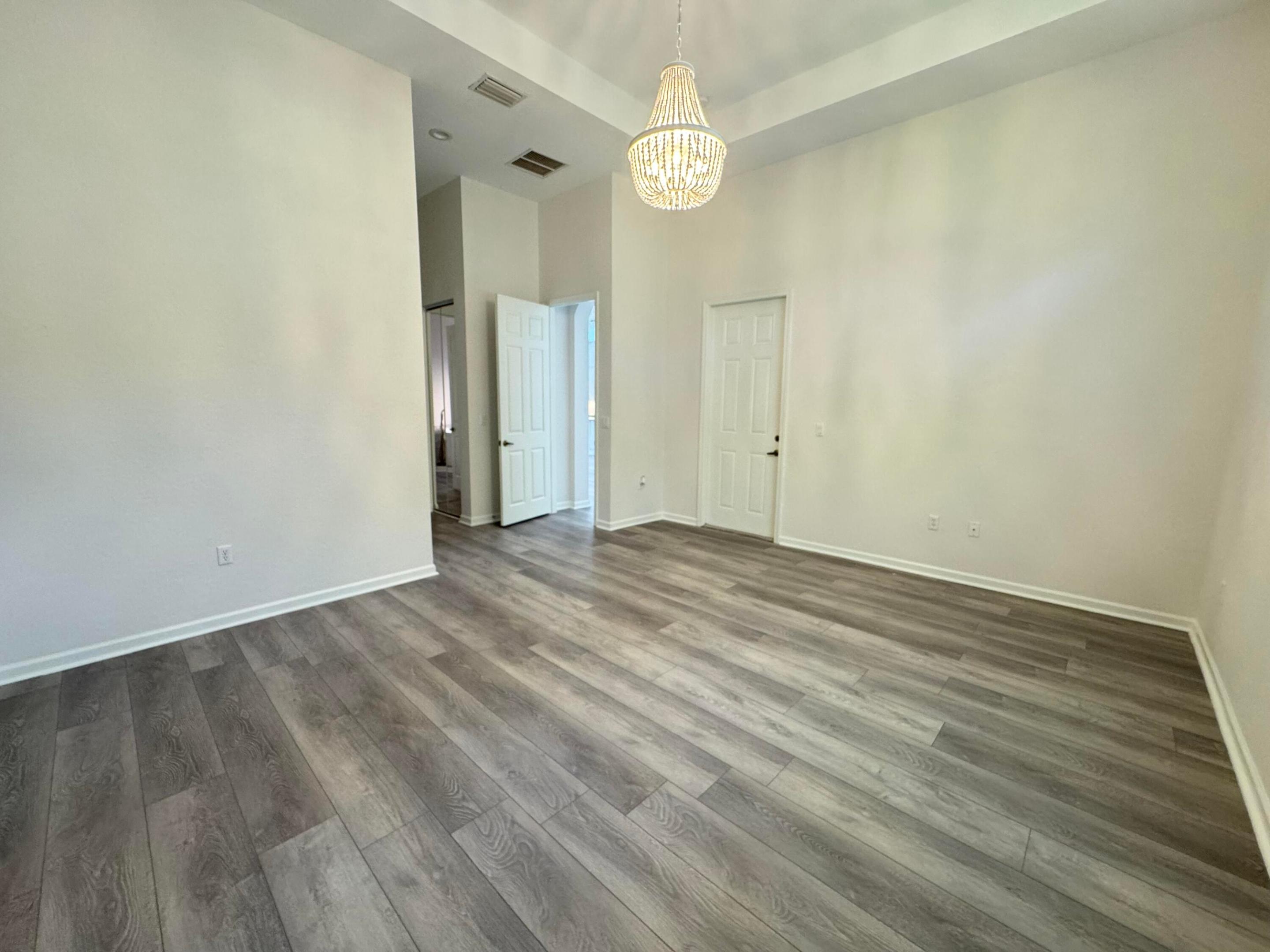 3379 Westford Circle SW