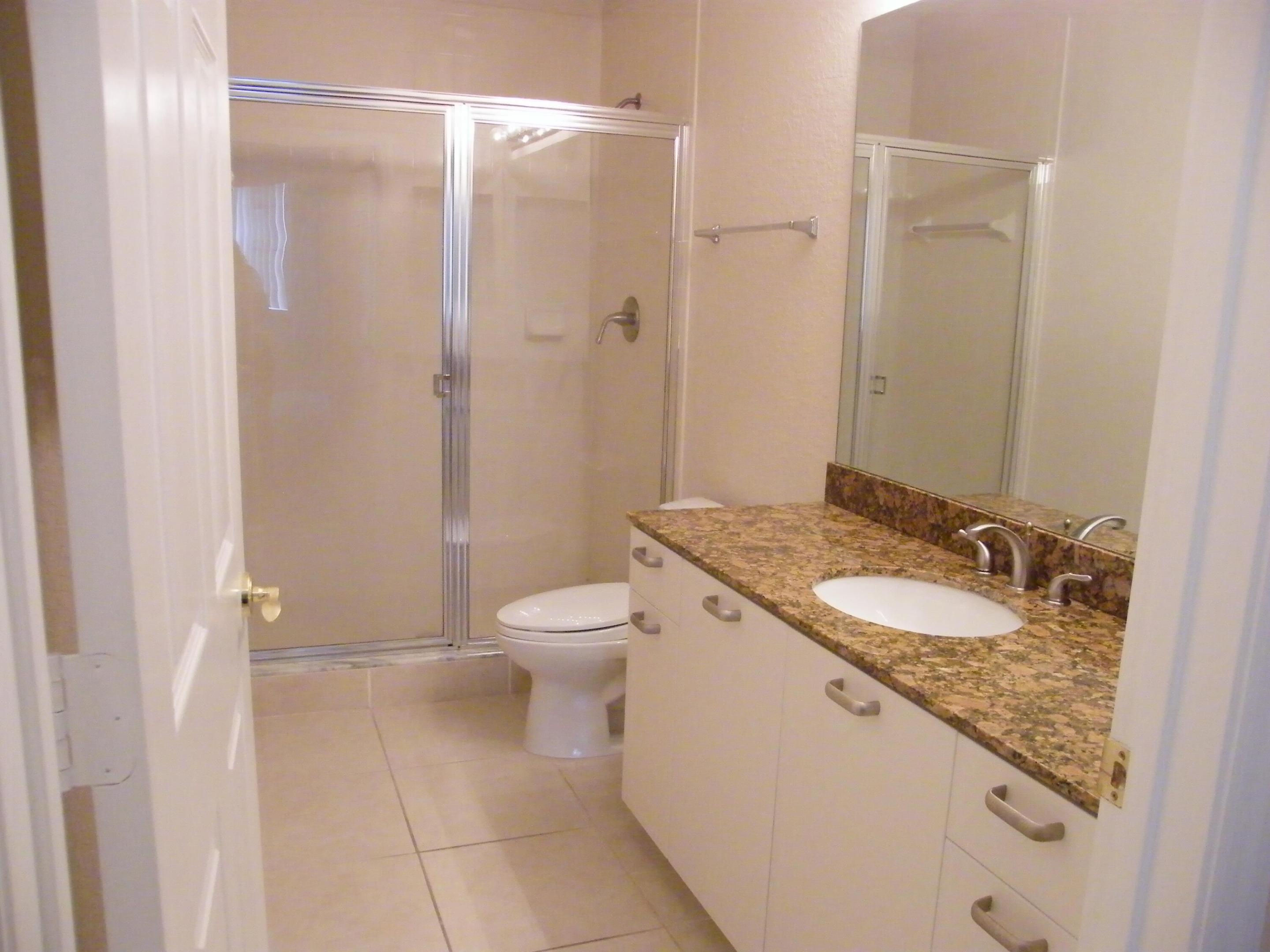 45 SE Sedona Circle 203