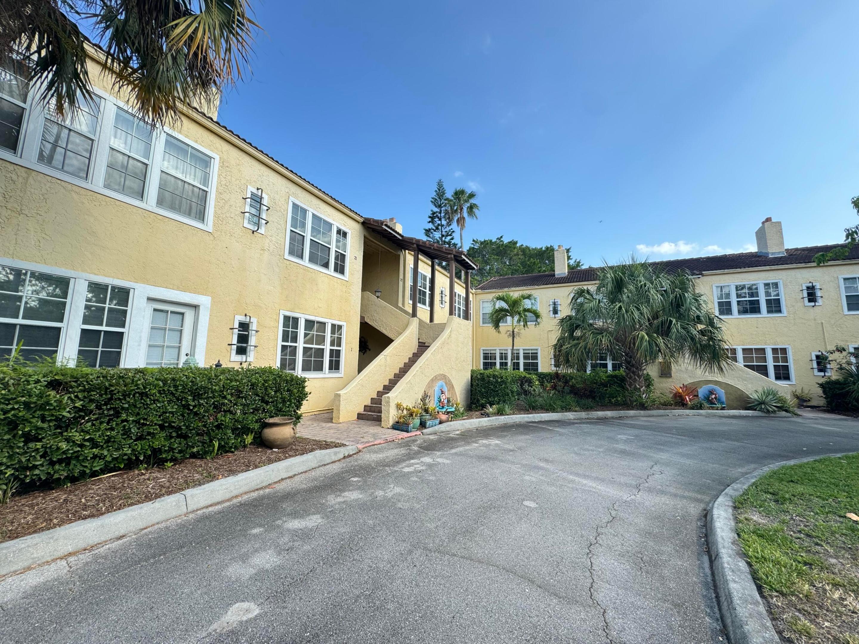 2605 St Lucie Boulevard 22