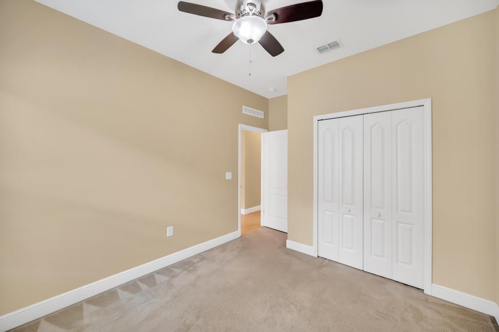 5335 NW Wisk Fern Circle