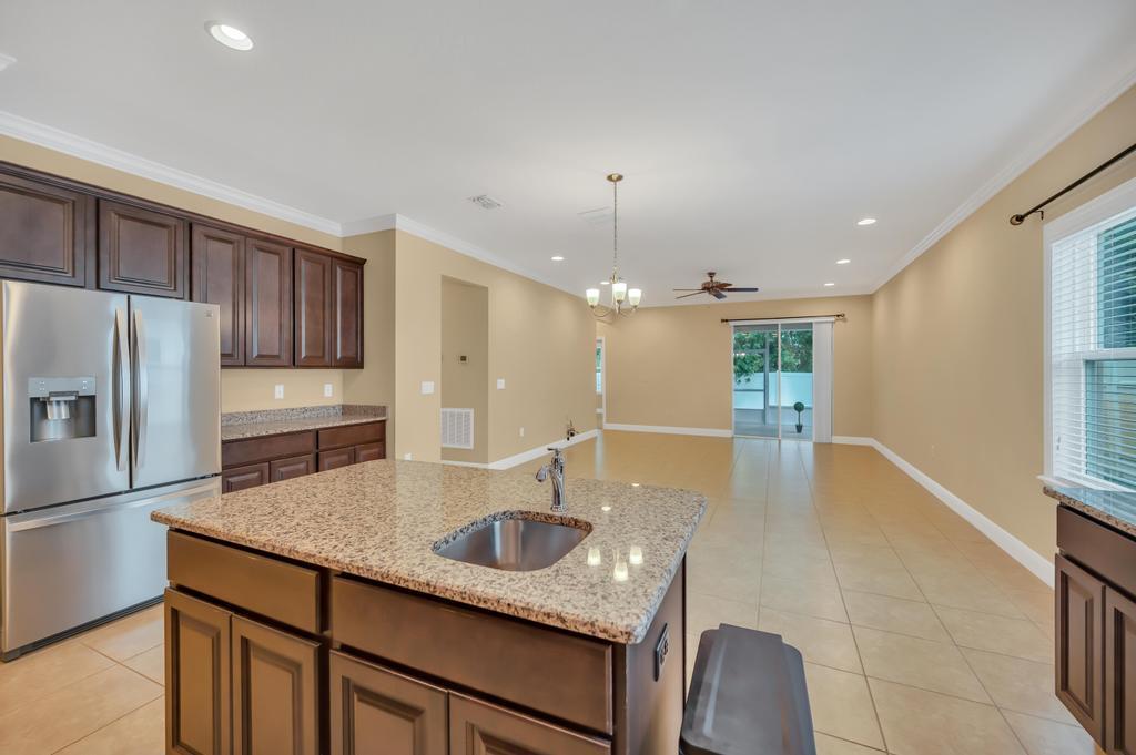 5335 NW Wisk Fern Circle
