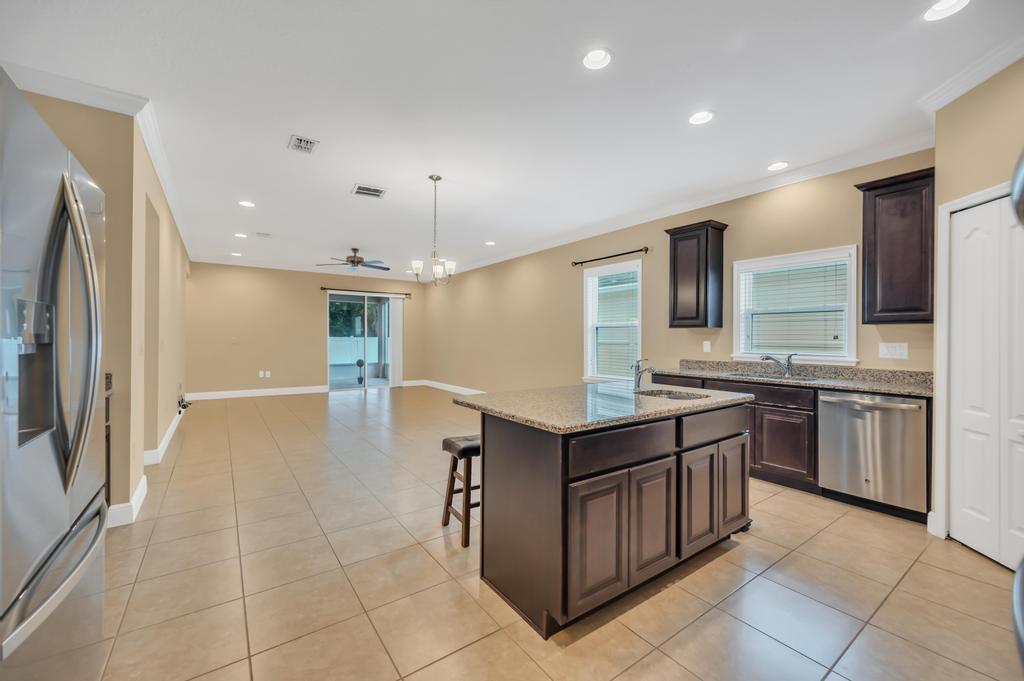 5335 NW Wisk Fern Circle
