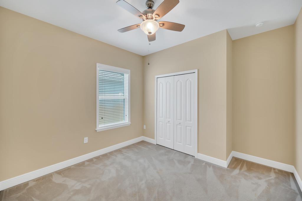 5335 NW Wisk Fern Circle