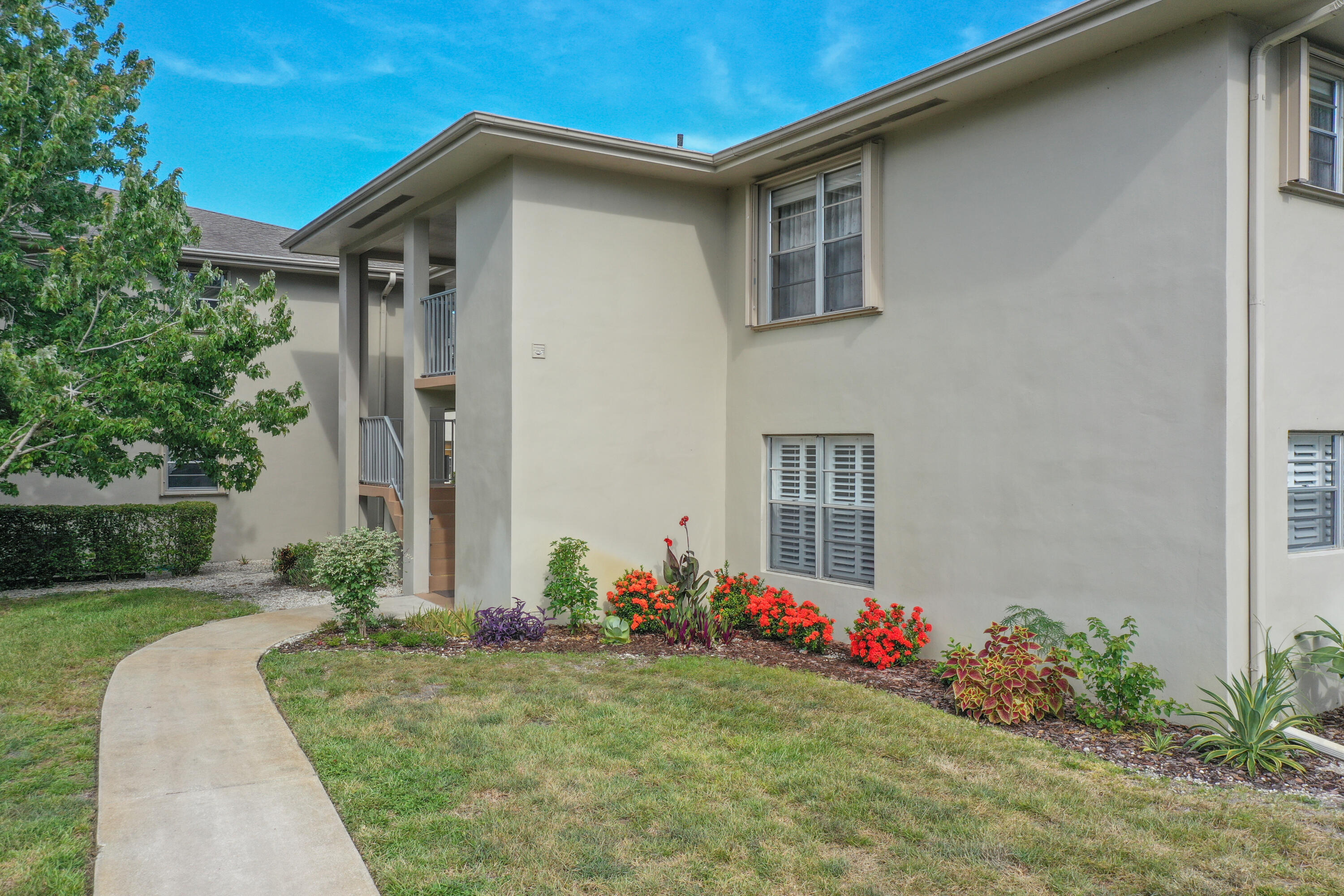 12 Lake Vista Trail 101