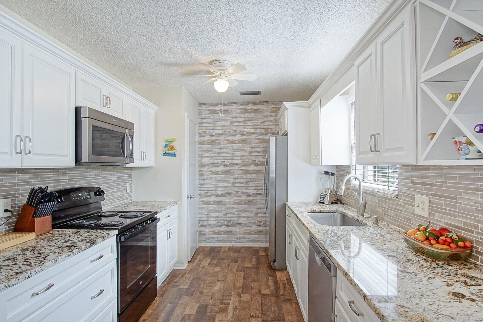 12 Lake Vista Trail 101