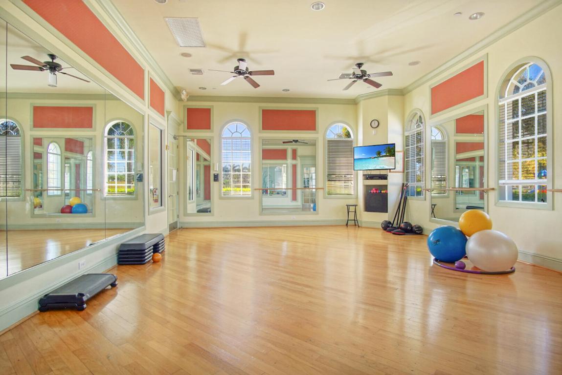 171 NW Magnolia Lakes Boulevard