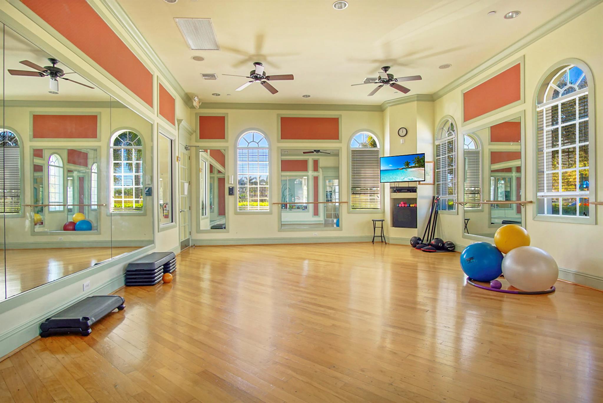 171 NW Magnolia Lakes Boulevard