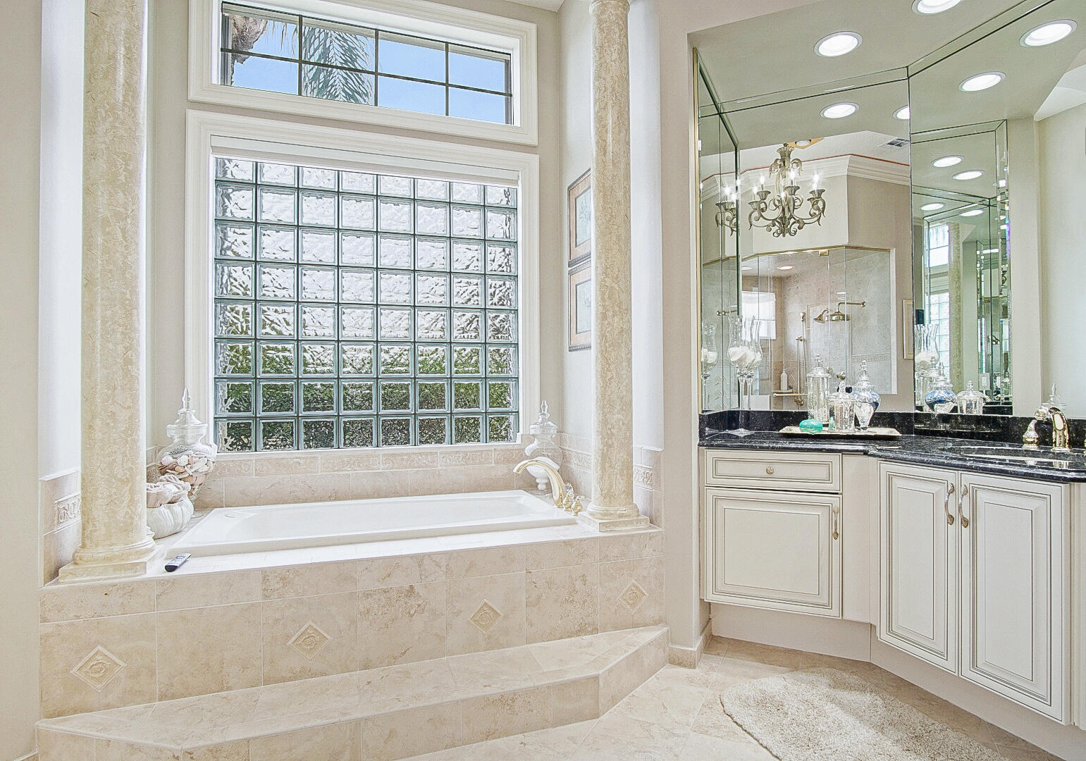 171 NW Magnolia Lakes Boulevard