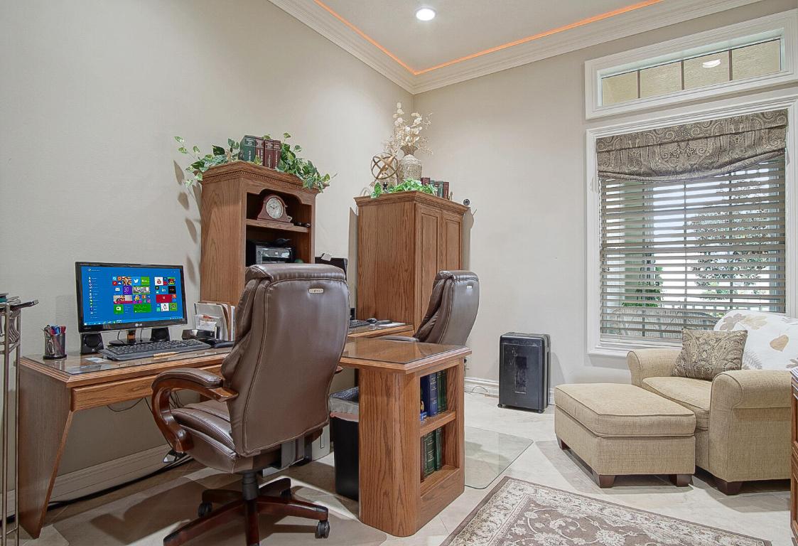 171 NW Magnolia Lakes Boulevard