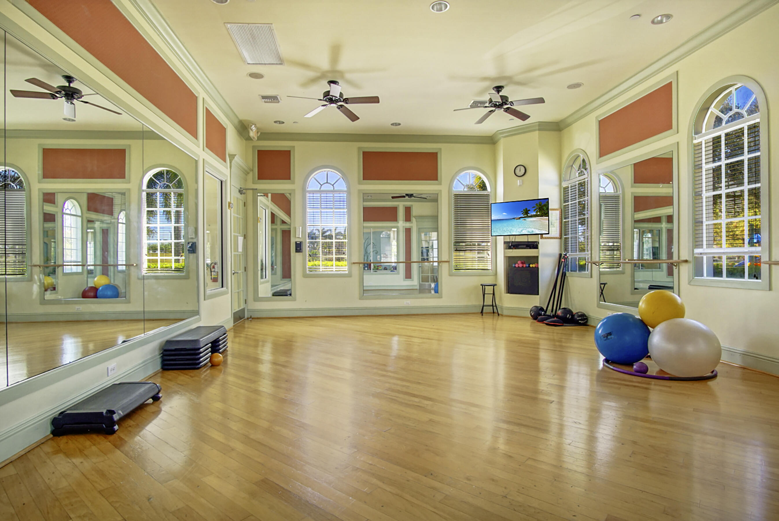 171 NW Magnolia Lakes Boulevard