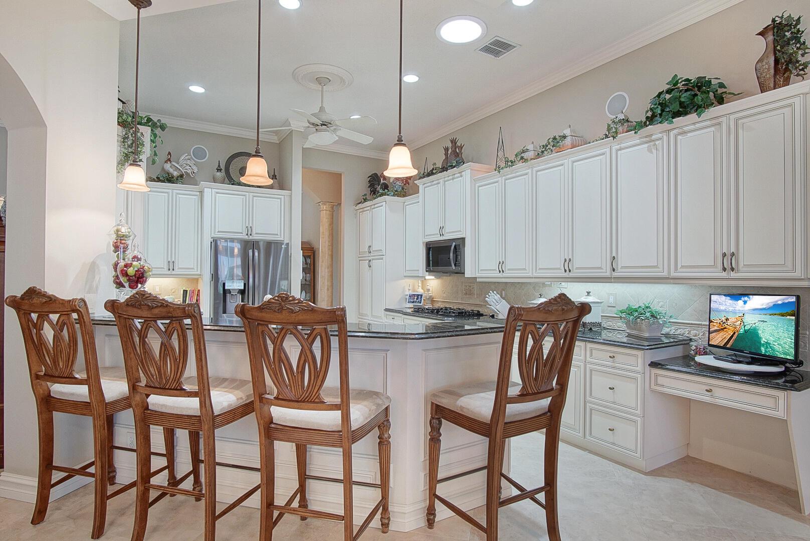 171 NW Magnolia Lakes Boulevard