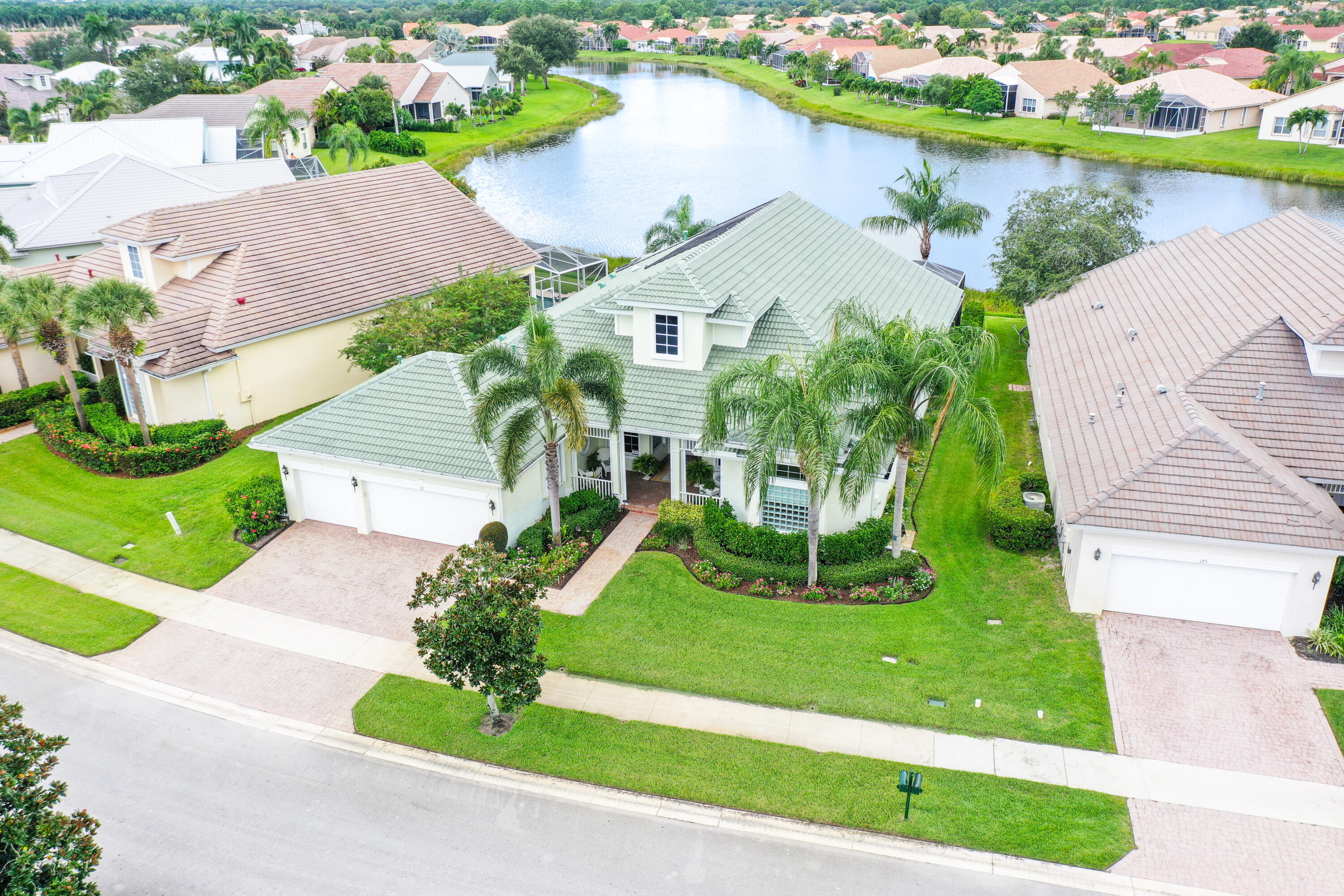 171 NW Magnolia Lakes Boulevard