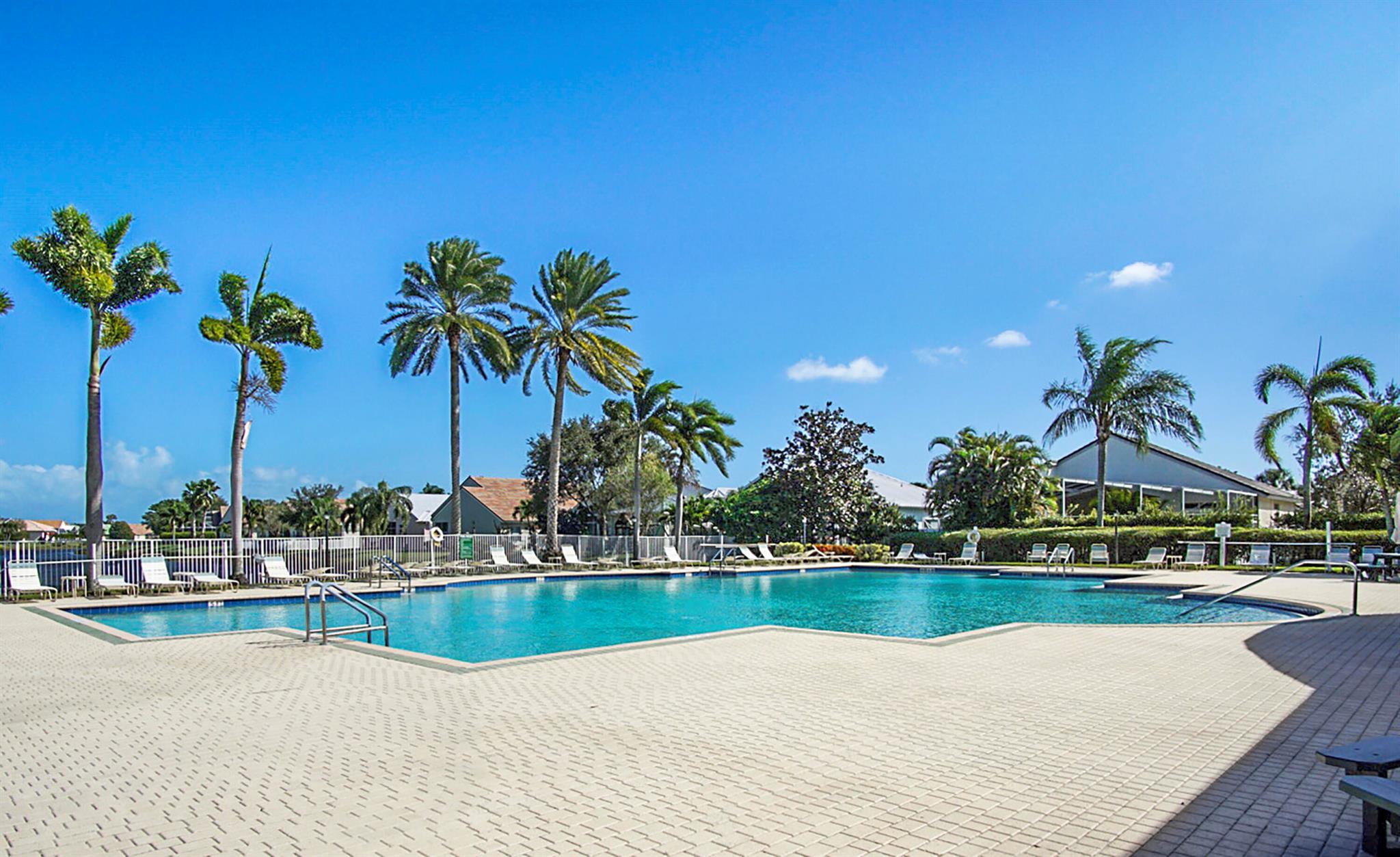 171 NW Magnolia Lakes Boulevard