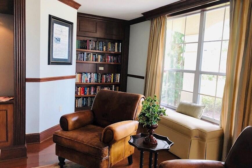 160 SW Peacock Boulevard 31-205