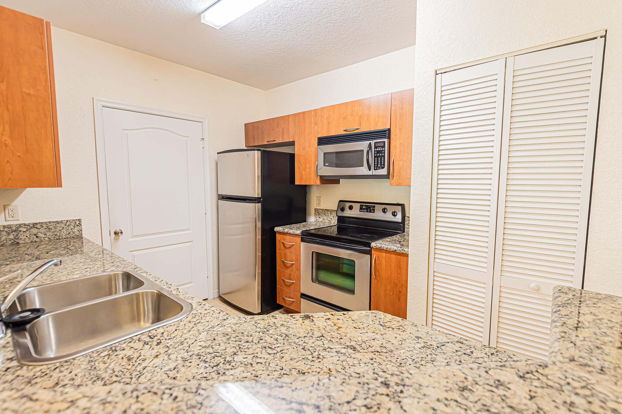 160 SW Peacock Boulevard 31-205