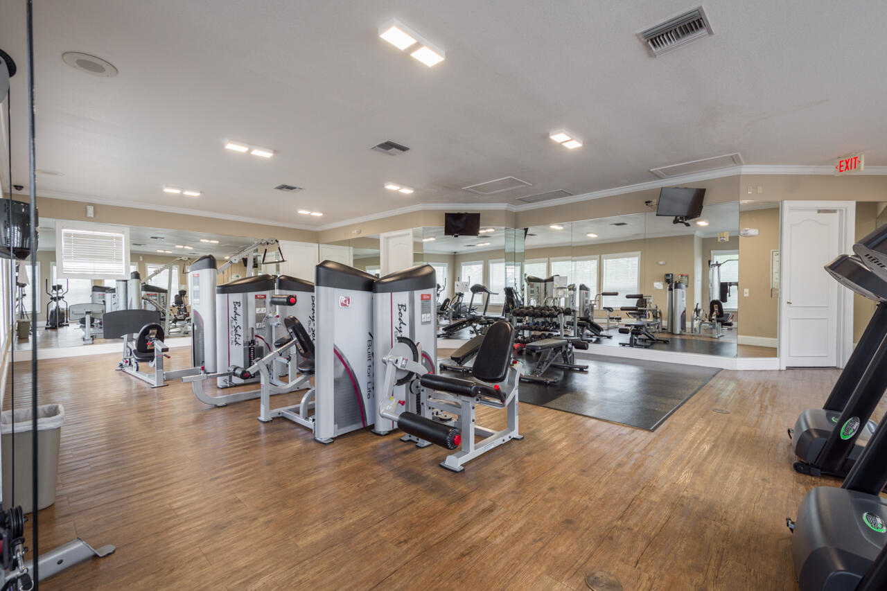 160 SW Peacock Boulevard 31-205