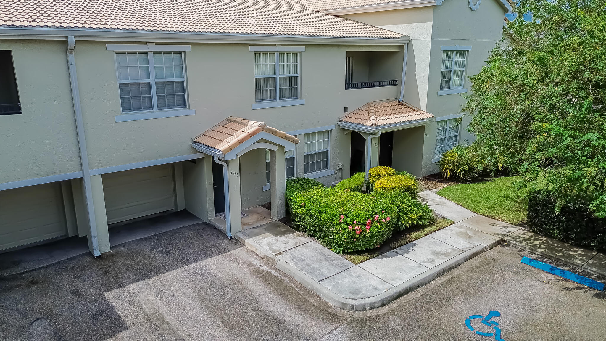 160 SW Peacock Boulevard 31-205