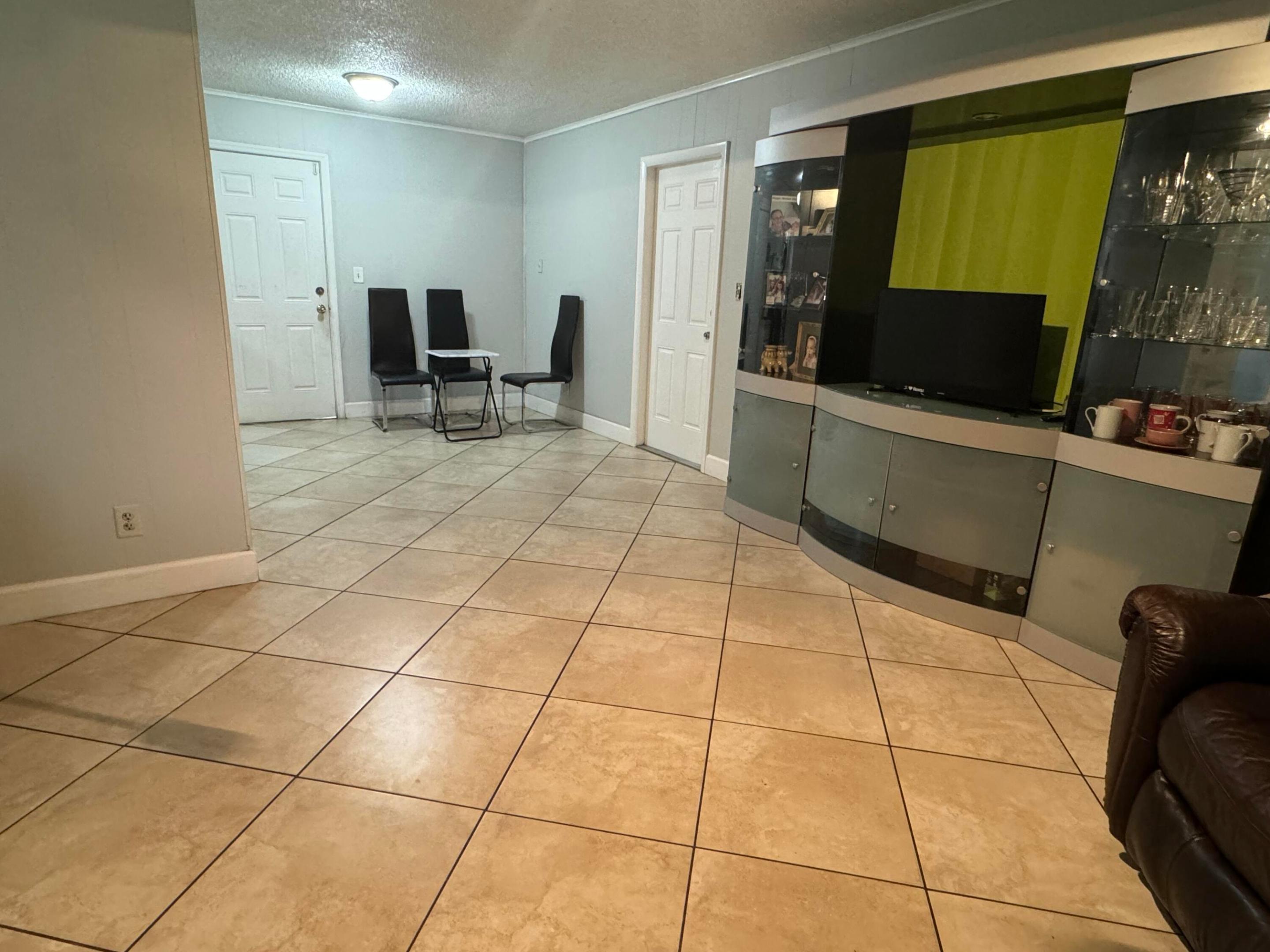 4011 Virginia Terrace