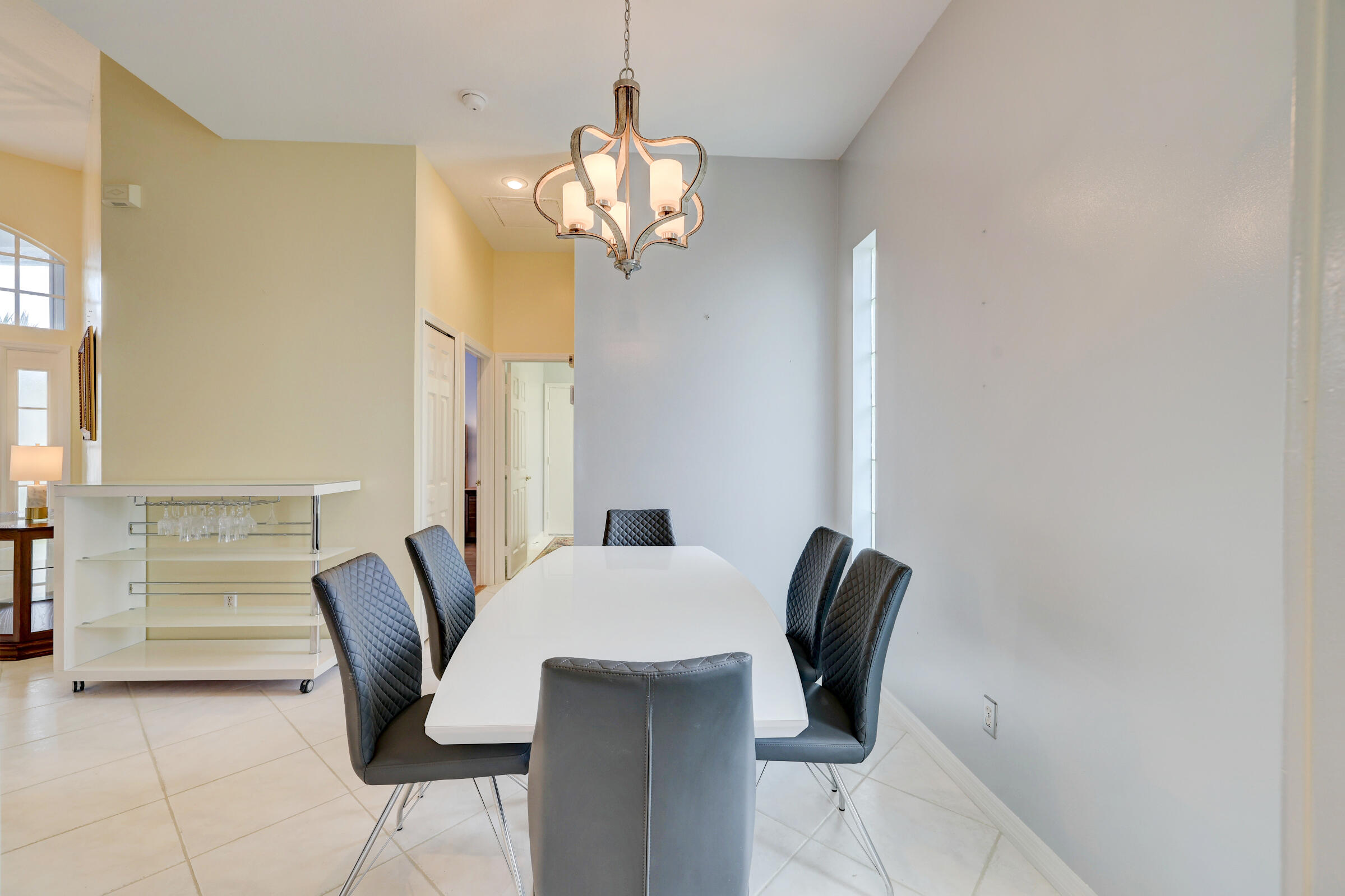 450 SW Fairway Landing