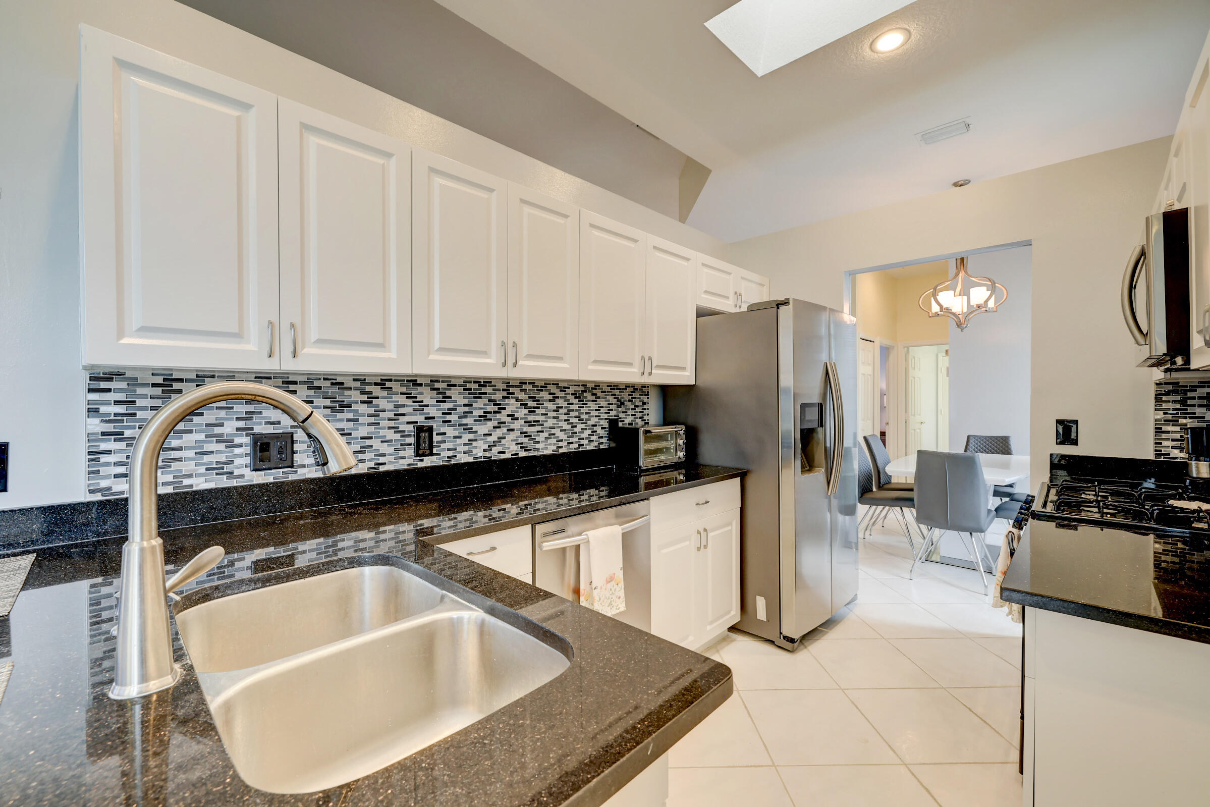 450 SW Fairway Landing