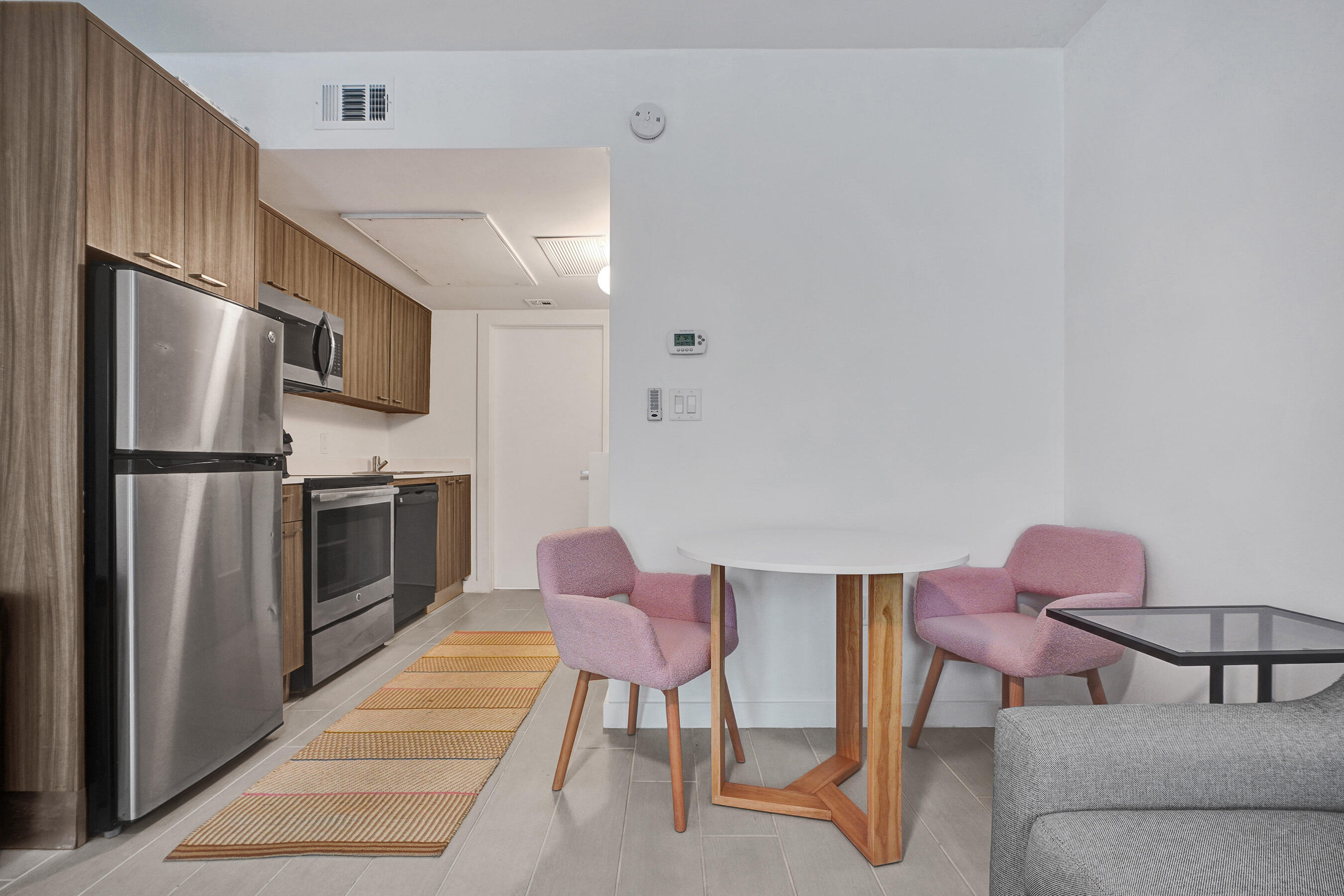 740 Meridian Avenue 12